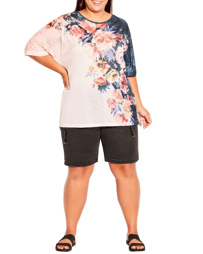 Front of a model wearing a size 14 Leia Leid Back Top in Pink / Navy by avenue. | dia_product_style_image_id:202631